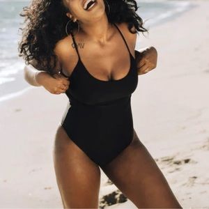Joues de Sable Chelsea One Piece in black, size M - new no tag